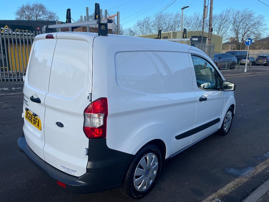 FORD TRANSIT COURIER EURO 6